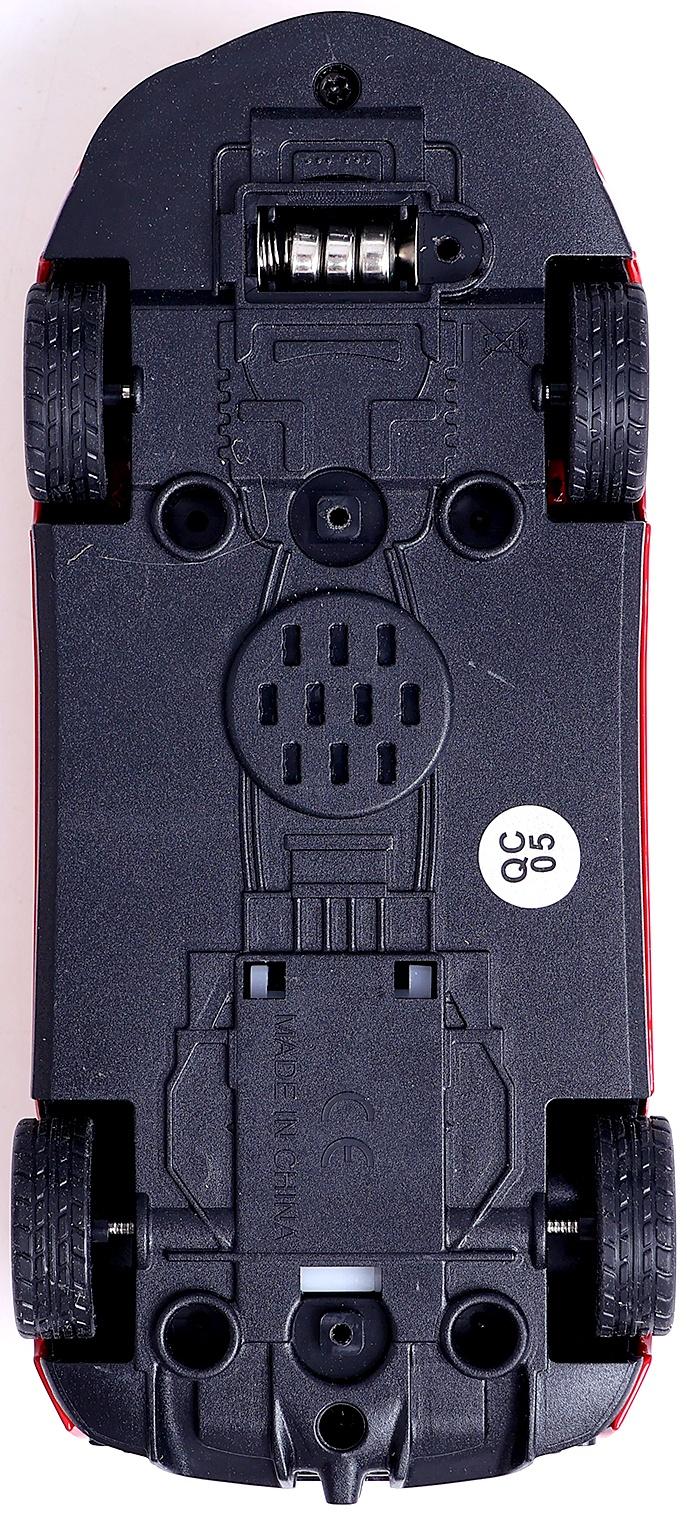 Машинка металлическая «Купе», 1:28, световые и звуковые эффекты, открываются двери, цвет красный