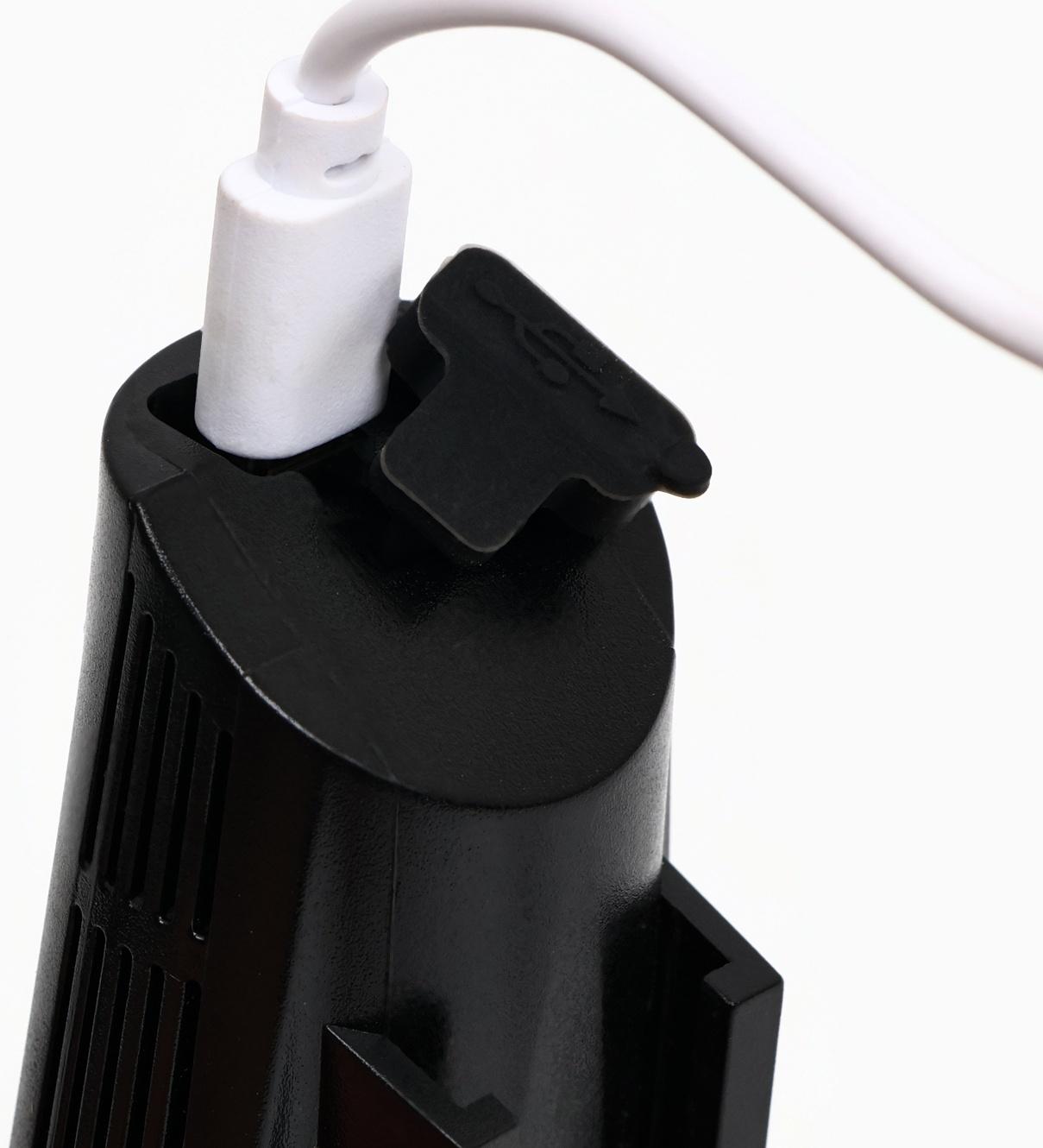 Фонарь велосипедный передний аккумуляторный, водонепроницаемый, 1 диод, 4 режима, зеленый