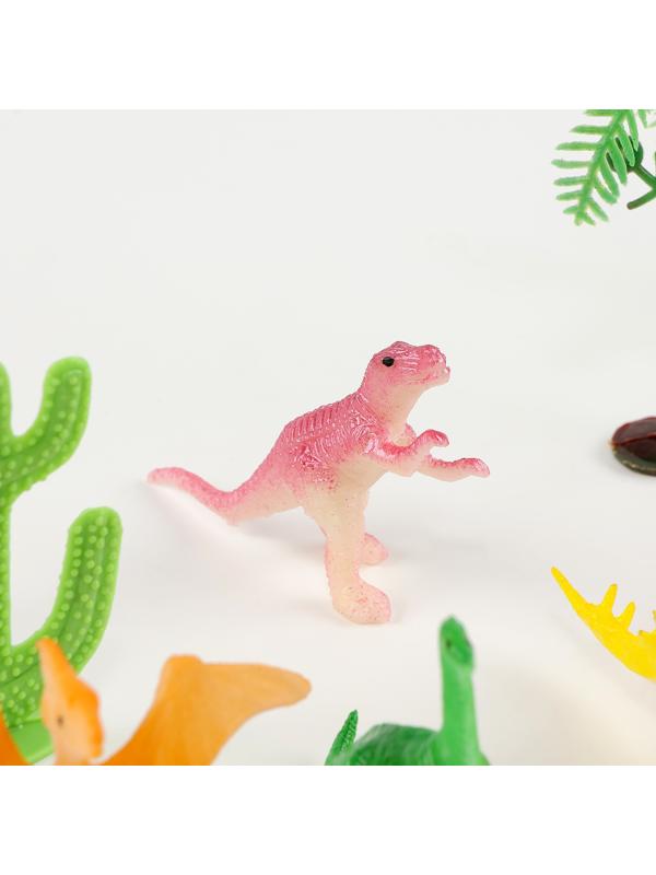 Фигурки «Динозавры». Игровой набор: наклейки, магниты и раскраски