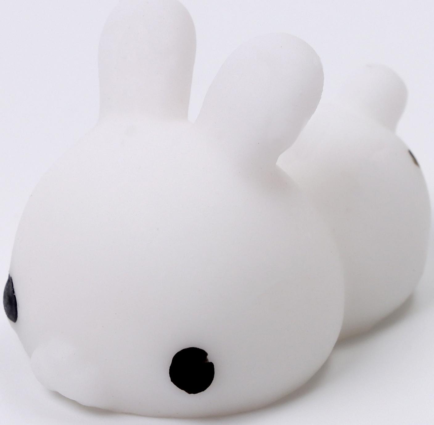 Антистресс сквиш мялка с сюрпризом «Сердце» в яйце, в шоубоксе