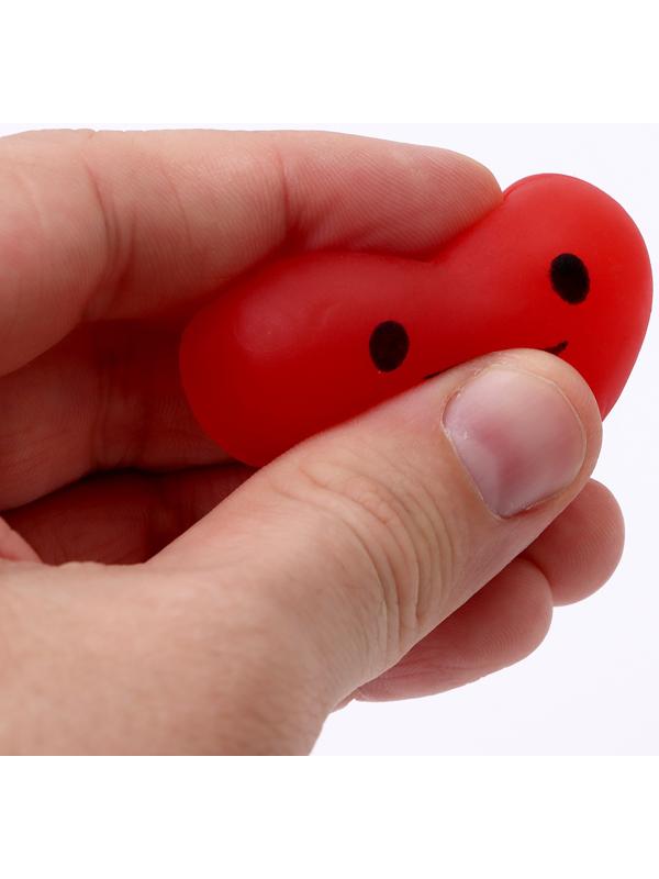 Антистресс сквиш мялка с сюрпризом «Сердце» в яйце, в шоубоксе