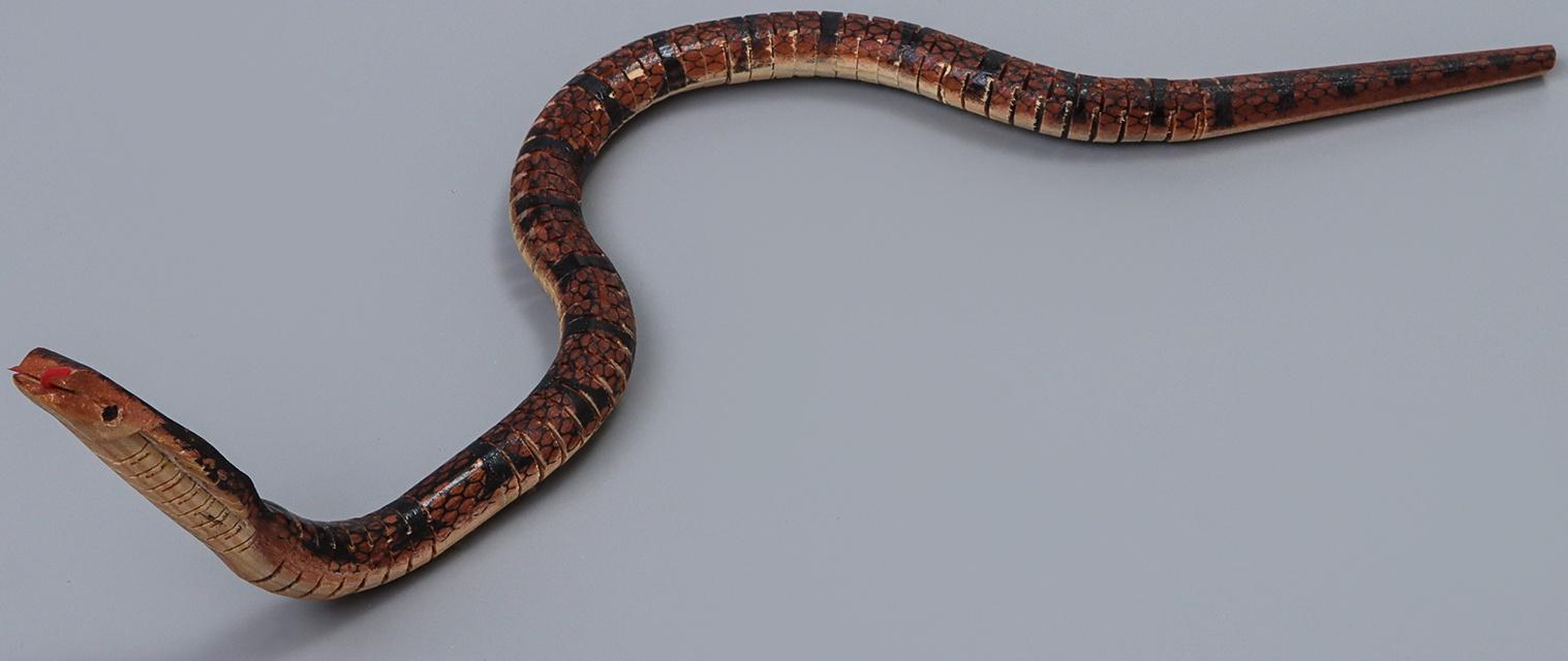 Деревянная игрушка «Змея Кобра», 60×2×2 см