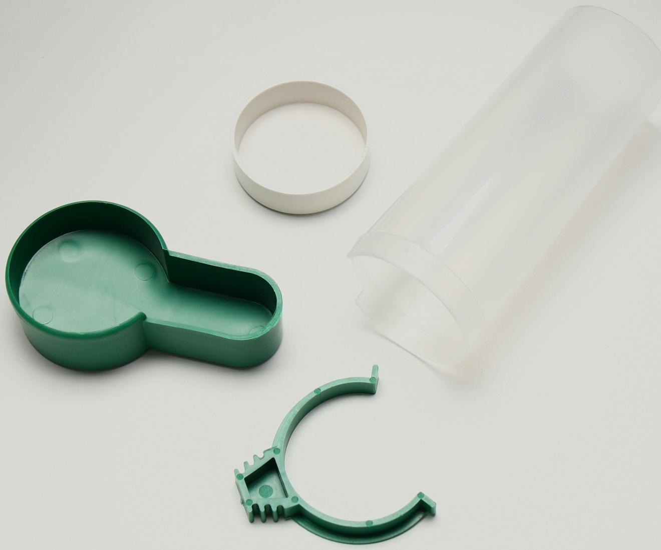 Поилка/кормушка для птиц с крышкой 4 х 13 см, 150 мл, зелёная