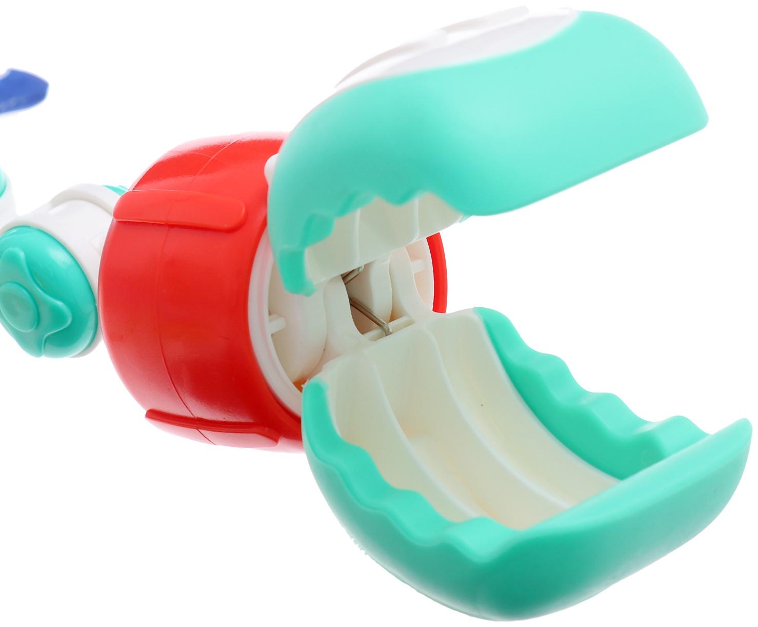 Развивающая дуга на кроватку и коляску