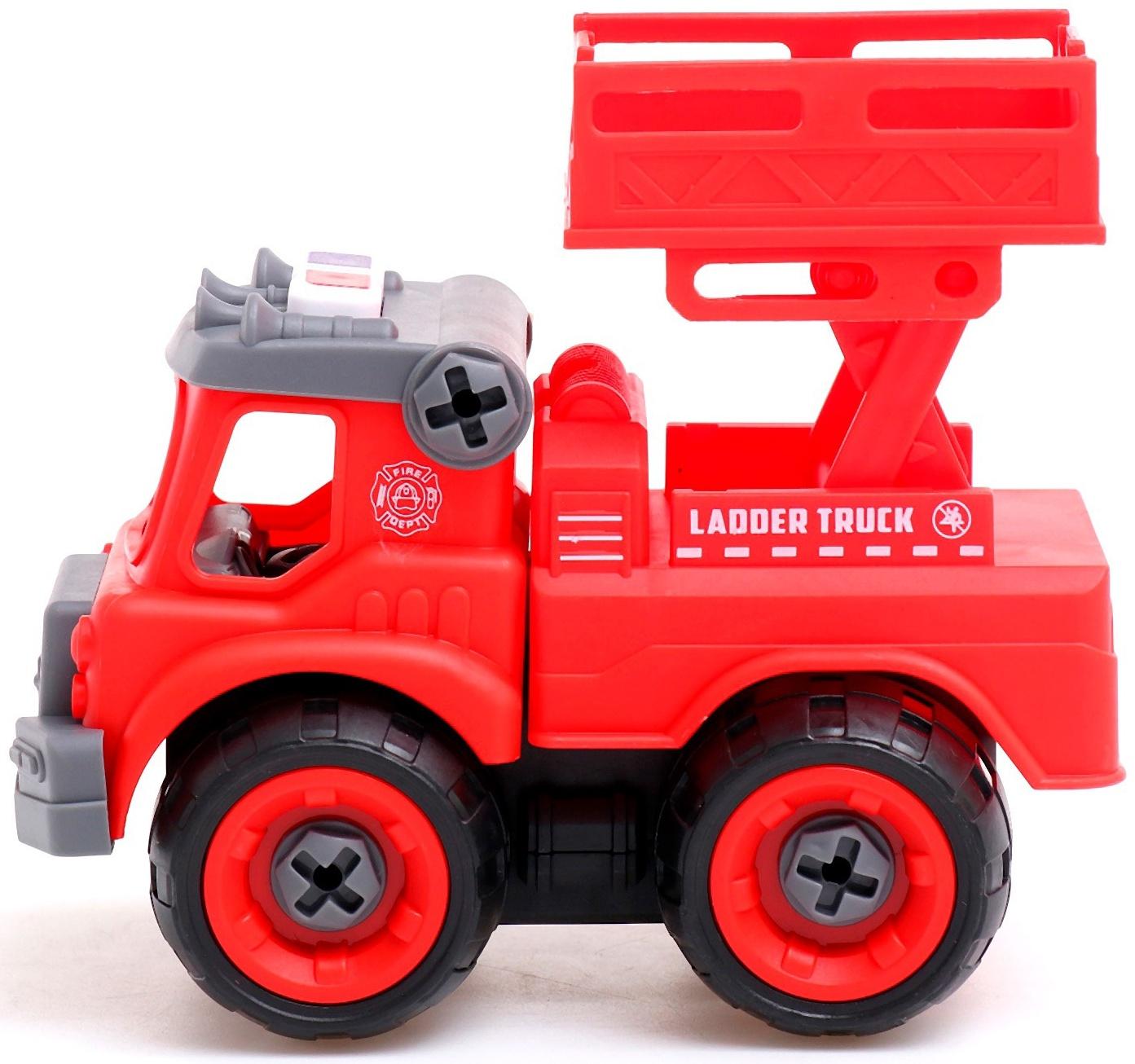 Конструктор винтовой «Пожарный транспорт», набор 2 штуки, с отверткой, 59 деталей