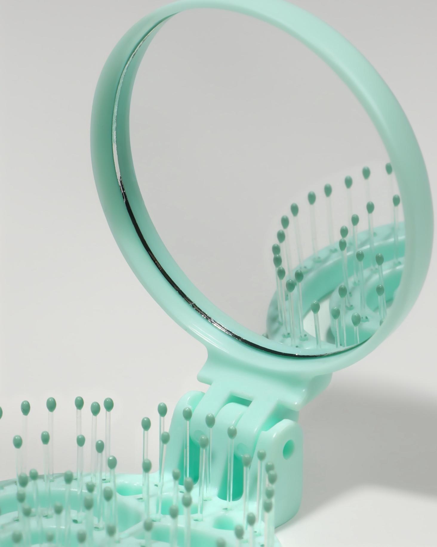 Расчёска массажная, складная, с зеркалом, d = 6,6 см, цвет зелёный