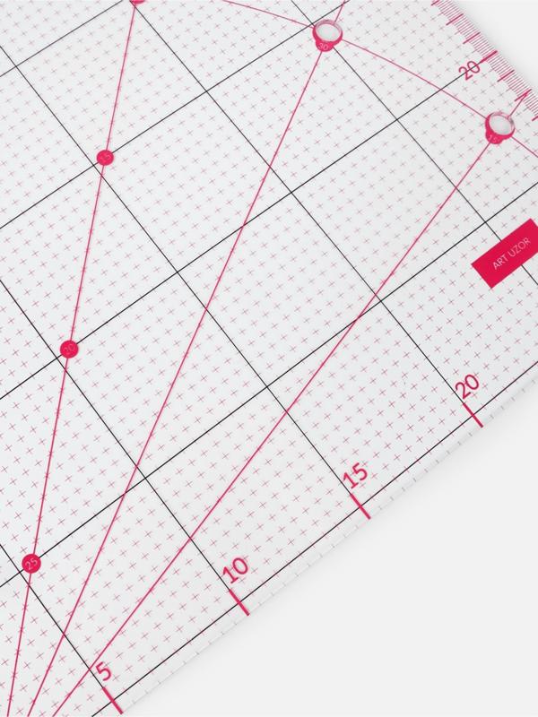 Линейка для квилтинга и пэчворка, с отверстиями, 30 × 30 см, цвет прозрачный/розовый