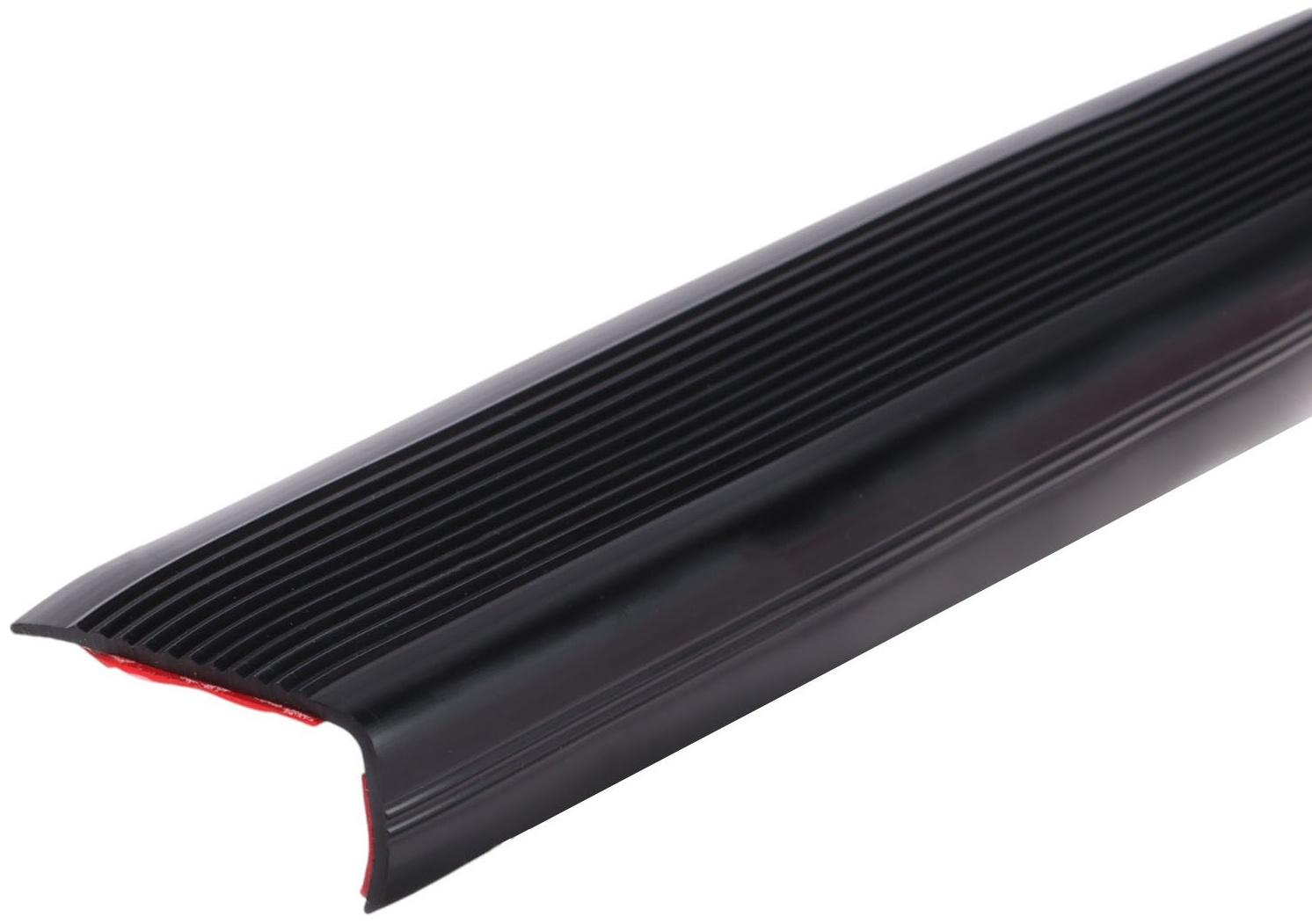 Накладка антискользящая на ступеньки угловая, 1м, черная