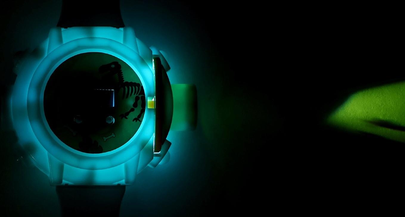 Часы-проектор «Динозавры», световые эффекты, 24 картинки, цвет голубой