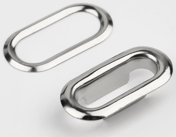 Застёжка для кепки, с люверсом, 2×2 см, цвет серебряный