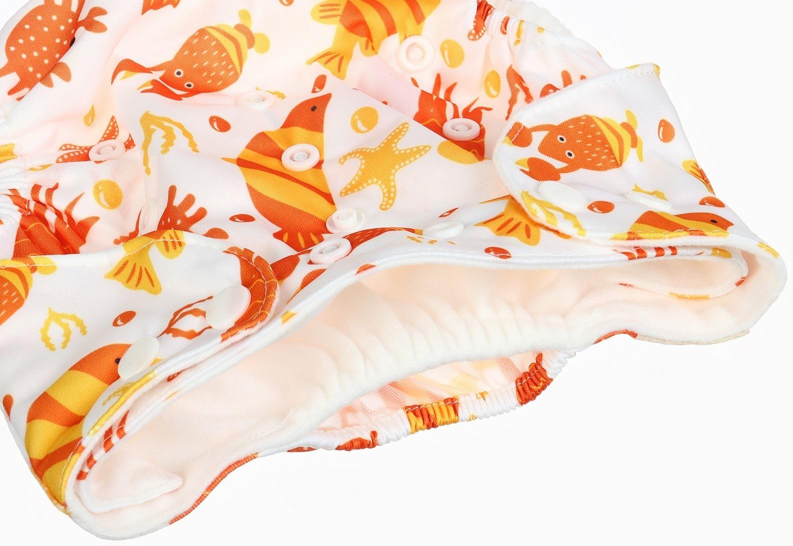 Набор многоразовых подгузников Крошка Я «Крабик», 3-8 кг, белый, оранжевый, 2 шт.