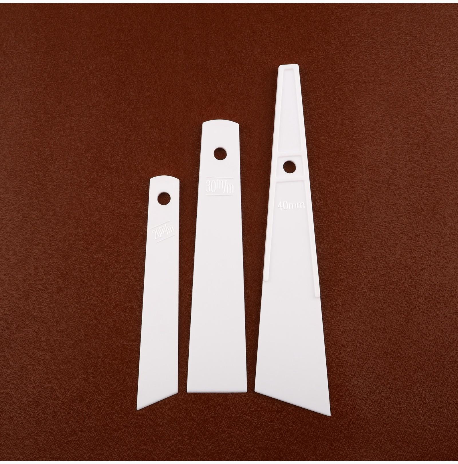 Набор шпателей для нанесения клея на кожу, 20 мм - 40 мм, 3 шт, цвет белый