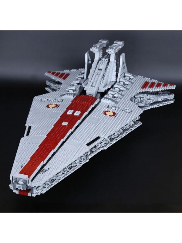 Конструктор KING «Атакующий крейсер республиканцев класса Венатор» 81067 (Star Wars 8039) 6125 деталей