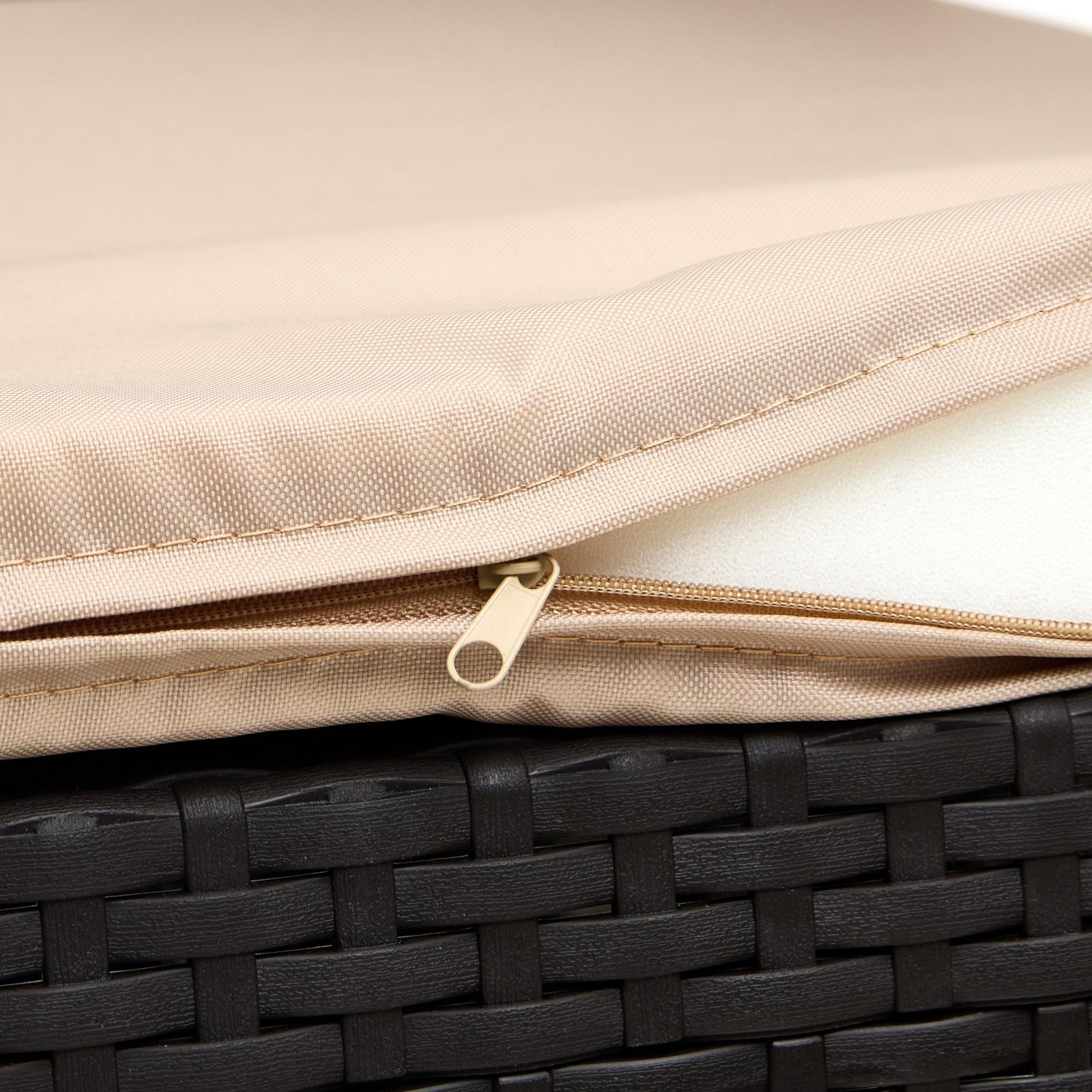 Набор садовой мебели: два кресла и стол, с подушками, мокко