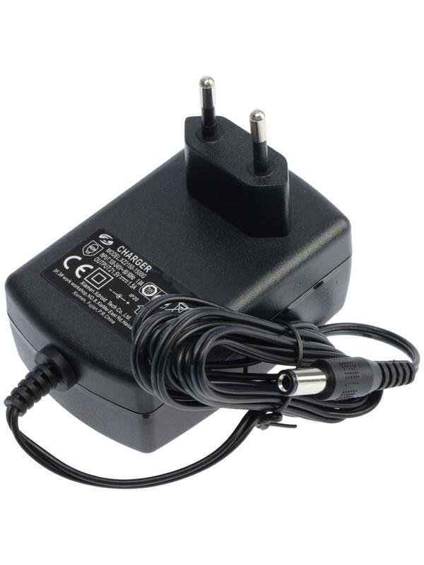 Снегоуборщик аккумуляторный ТУНДРА, 20 В, 2 Ач, ширина/высота 25/16 см, выброс 6 м