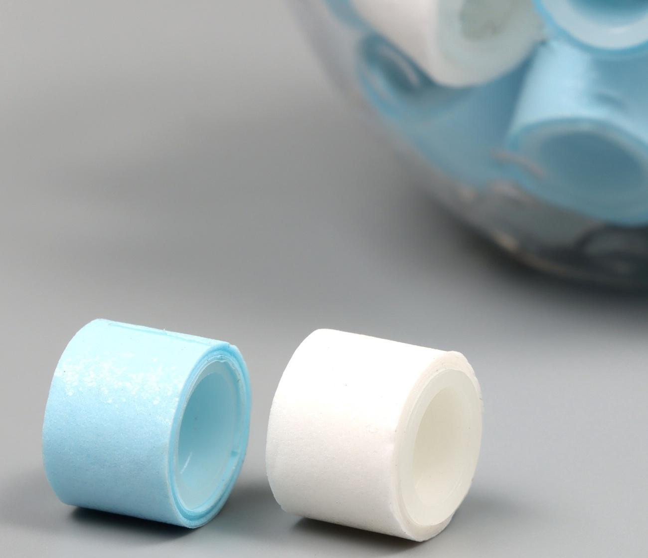 Клейкая лента пластик в банке 