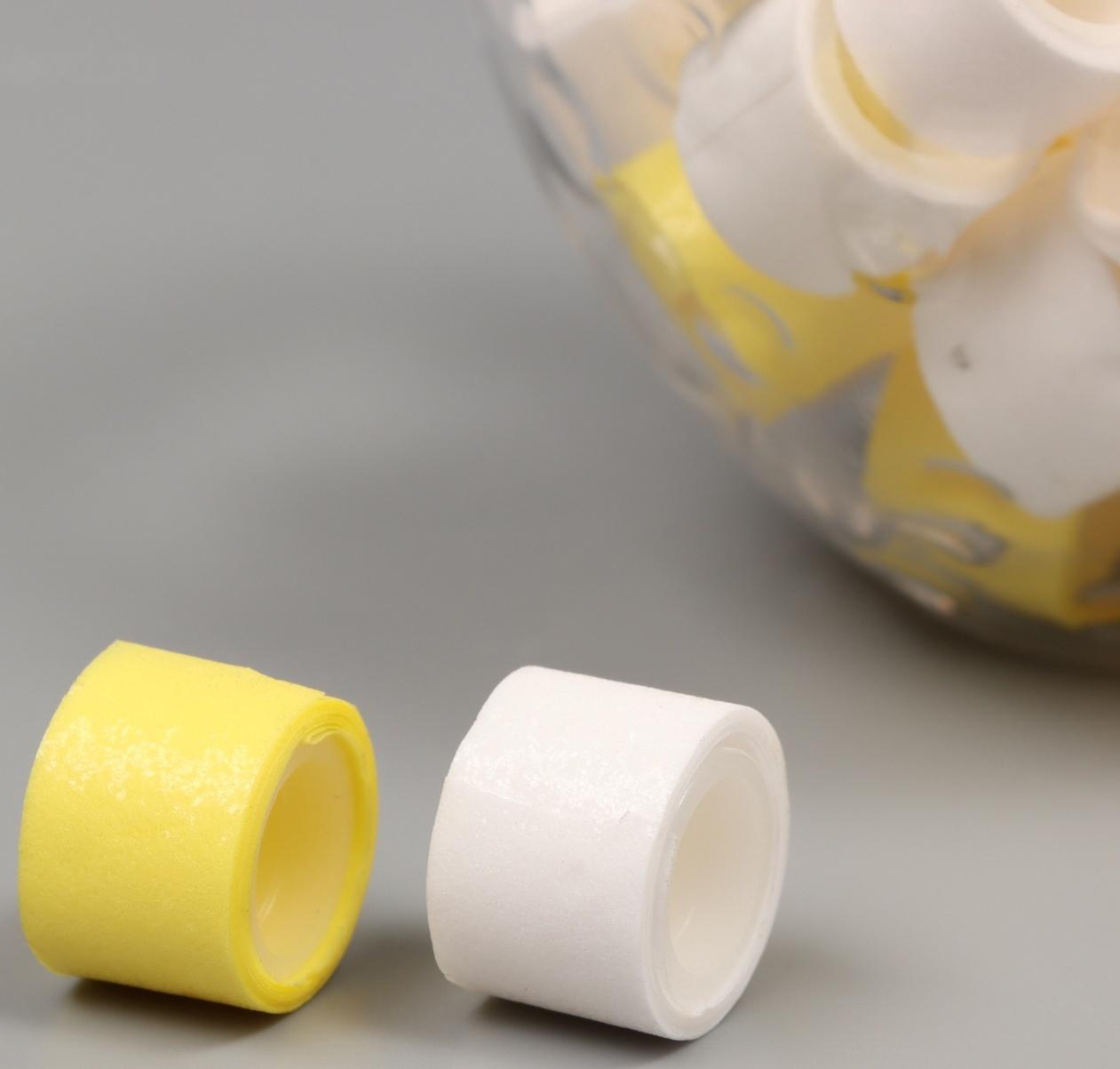 Клейкая лента пластик в банке 