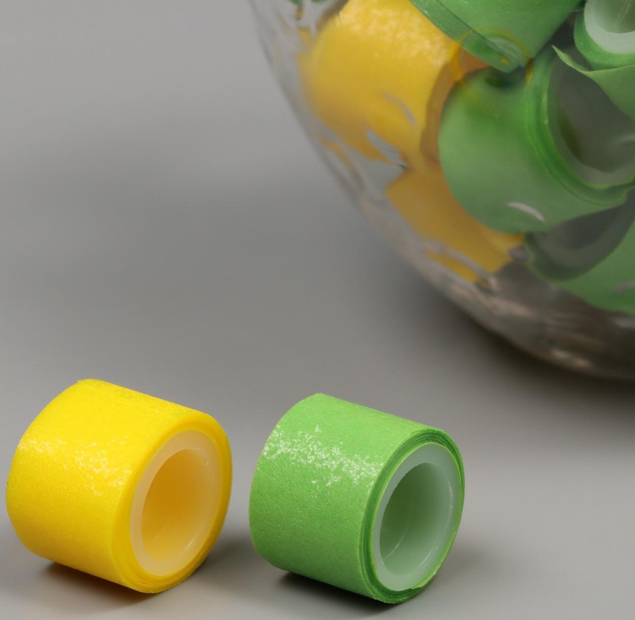 Клейкая лента пластик в банке 