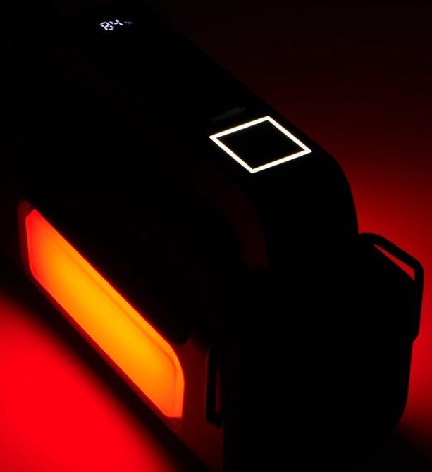 Фонарь светодиодный аккумуляторный ручной, переносной, 5 Вт, 2400 мАч, 22.5 х 7.2 х 10.5 см   107031