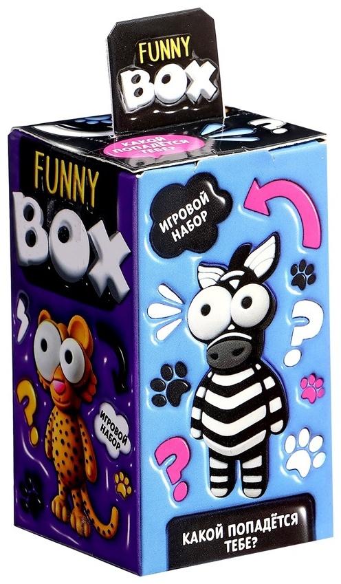 Игрушка - сюрприз Funny Box «Зверятки»: брелок, наклейки, карточка