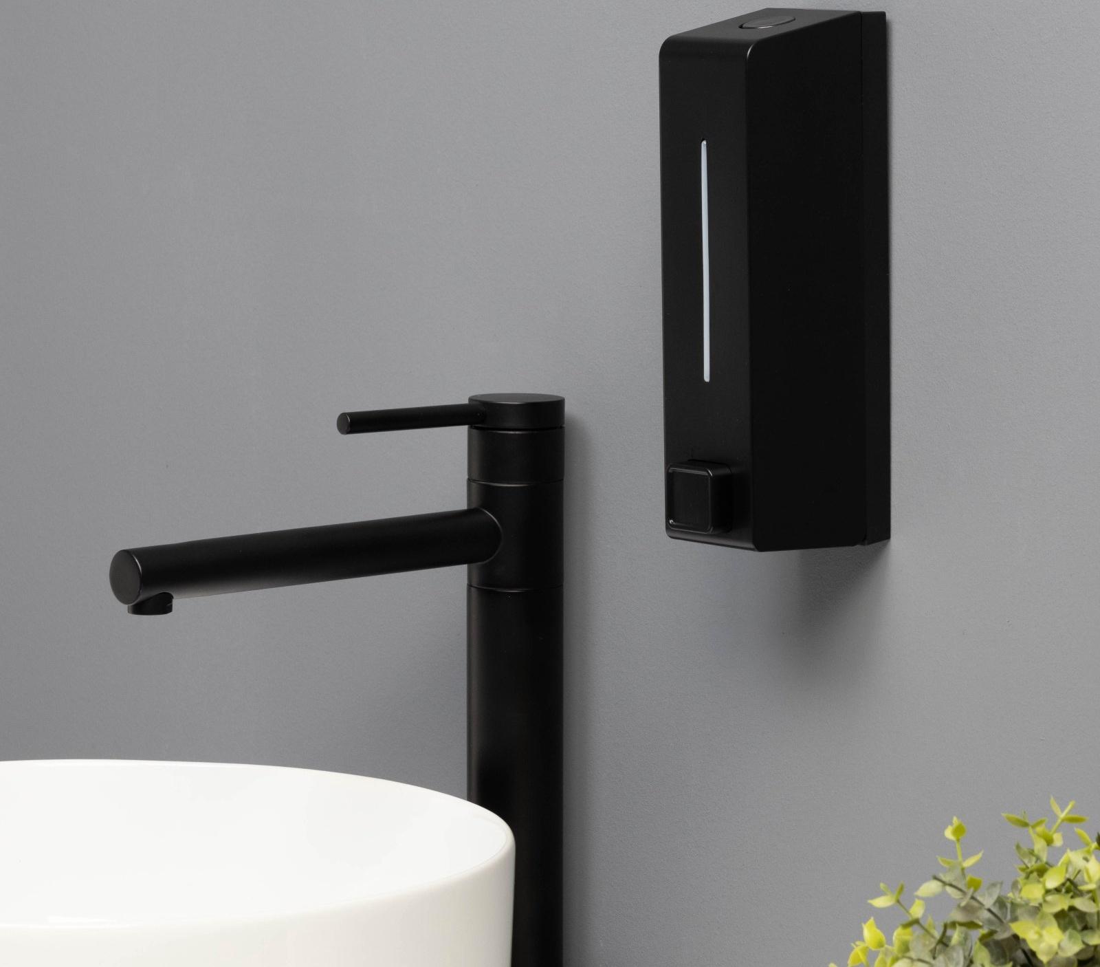 Диспенсер для мыла SAVANNA, механический, 600 мл, пластик, чёрный