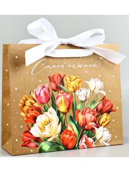 Пакет ламинированный с лентой «Самой нежной», M 30 × 9 × 26 см