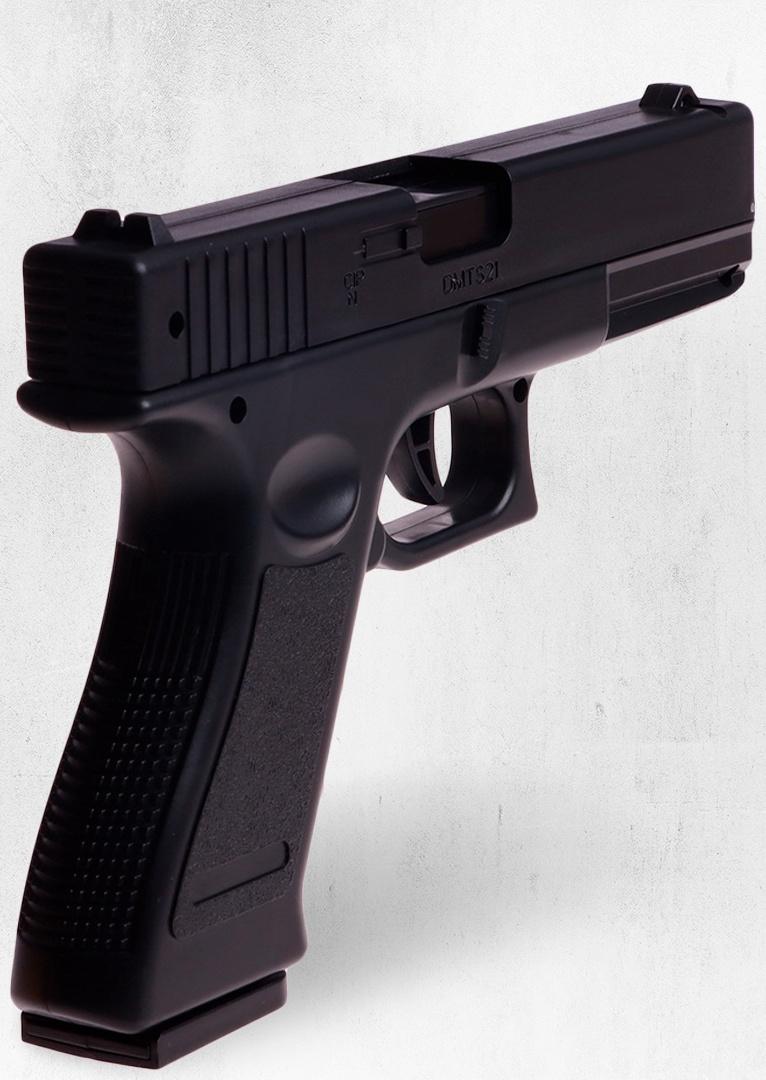 Пистолет «Глок», мягкие пули и вылетающие гильзы, автоматическая перезарядка