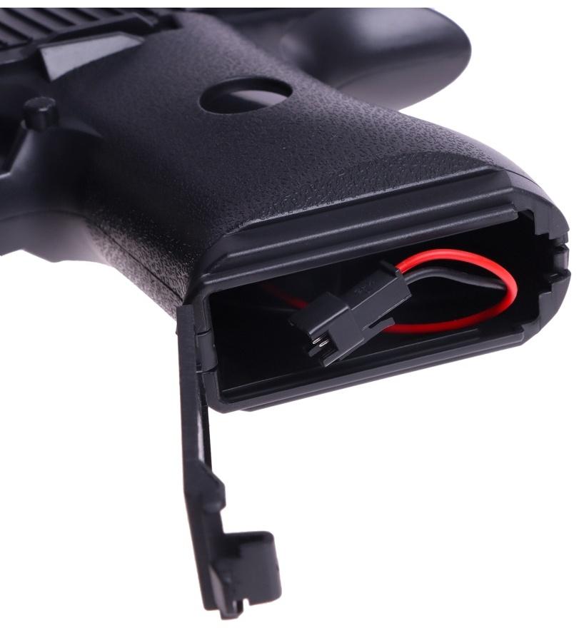 Пистолет Black,стреляет гелевыми пульками, подвижный затвор, аккумулятор 3.7V