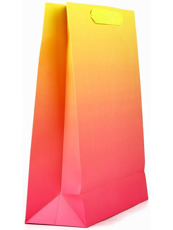 Пакет ламинированный вертикальный Happy Birthday, M 26 х 30 х 9 см