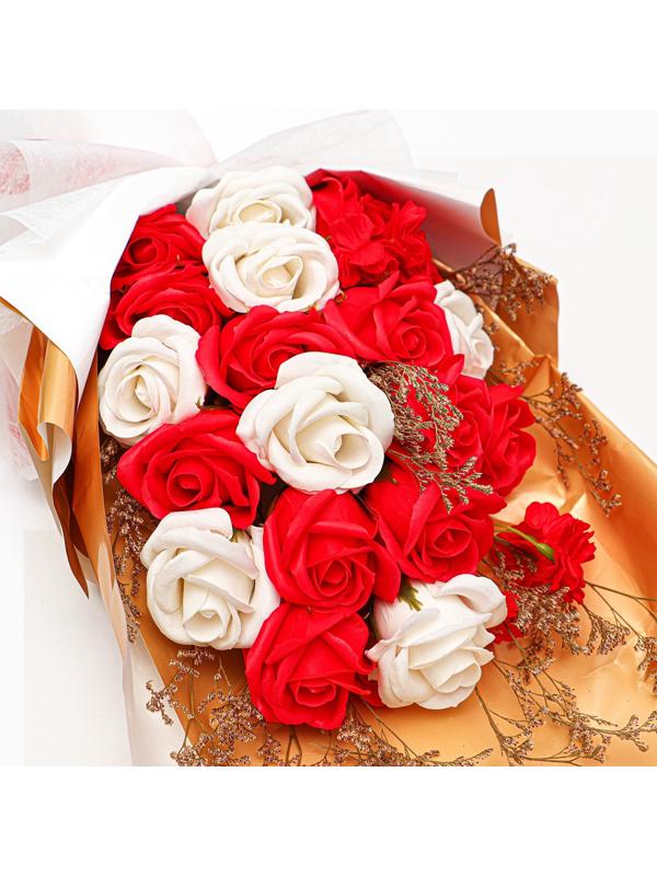 Букет мыльных красных и белых роз в коробке из 20 шт.