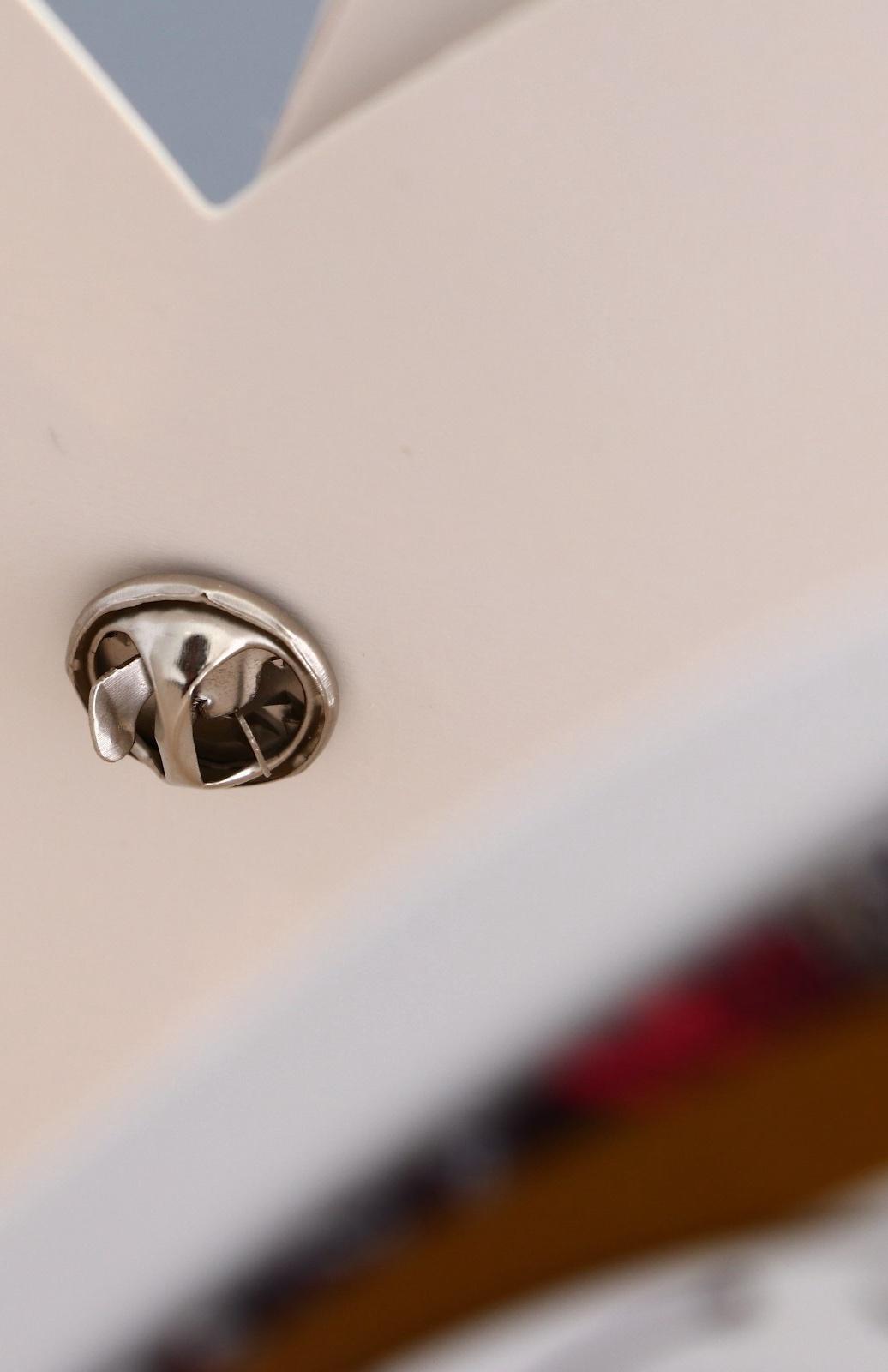 Переноска для цветов тиснение белая, влагостойкая, 21,5х19см 350гр