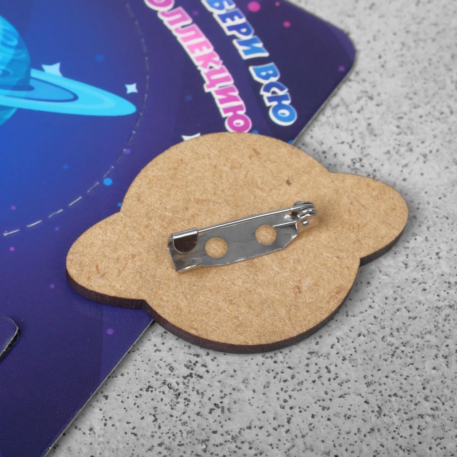 Брошь деревянная 