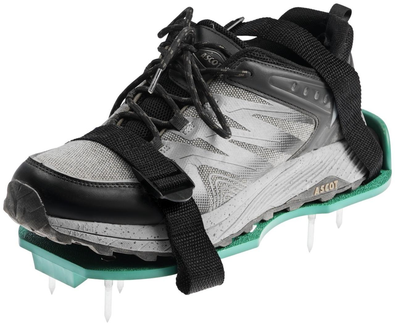 Подошвы ТУНДРА, шипованные, для наливного пола, 300×130 мм, длина шипа 42 мм, 2 шт.