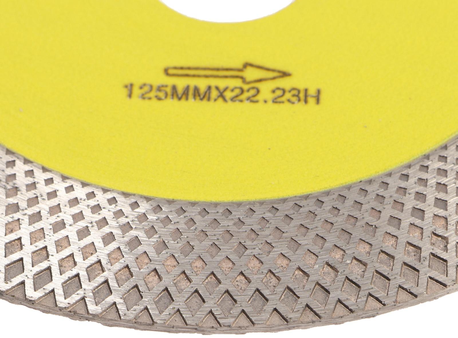 Диск алмазный для резки и шлифовки ТУНДРА, для запилов под 45 градусов, сплошной, 125 мм