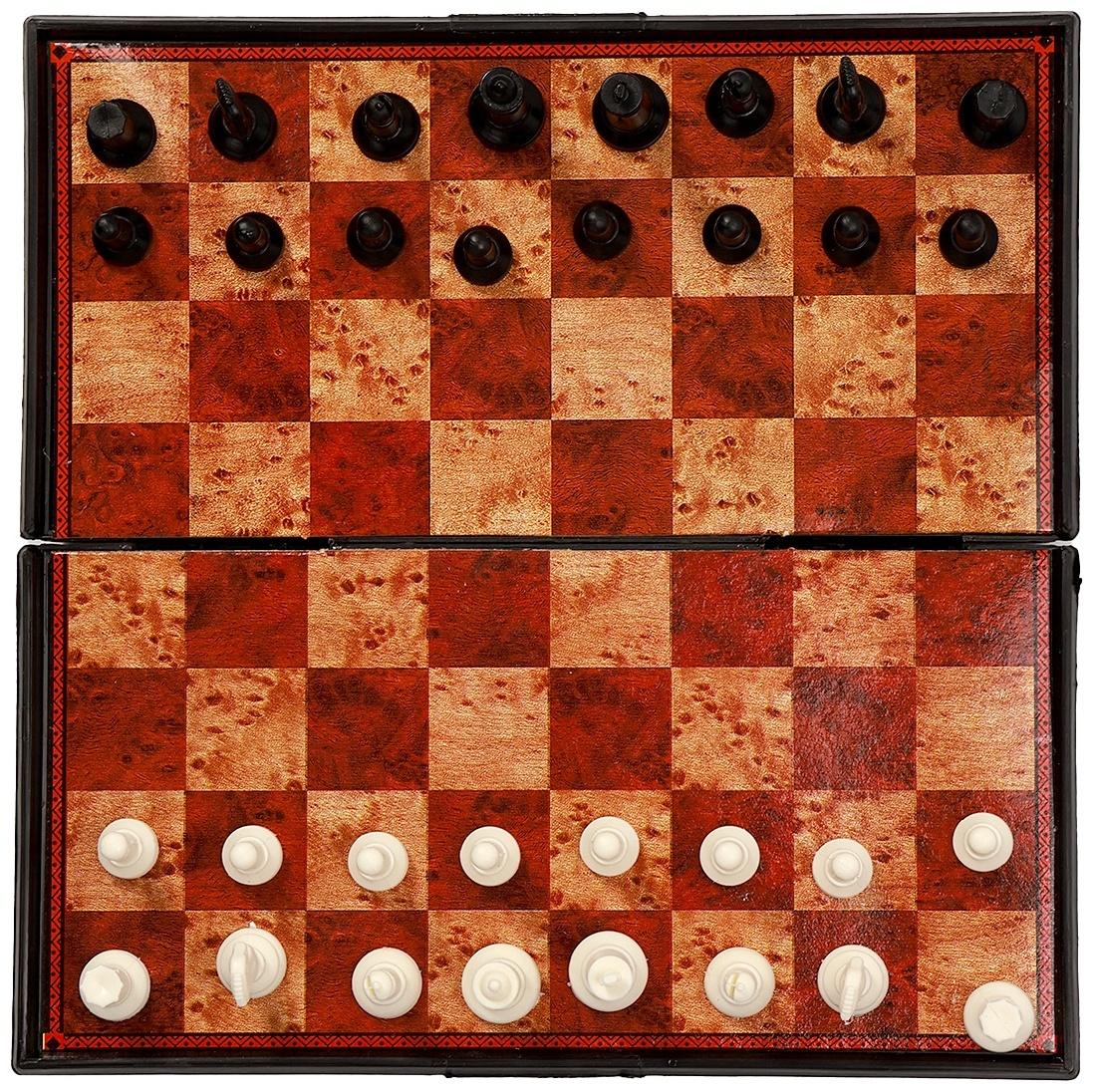 Шахматы 19 х 19 см, король h-3.3 см, d-1.5 см, доска и фигуры пластик