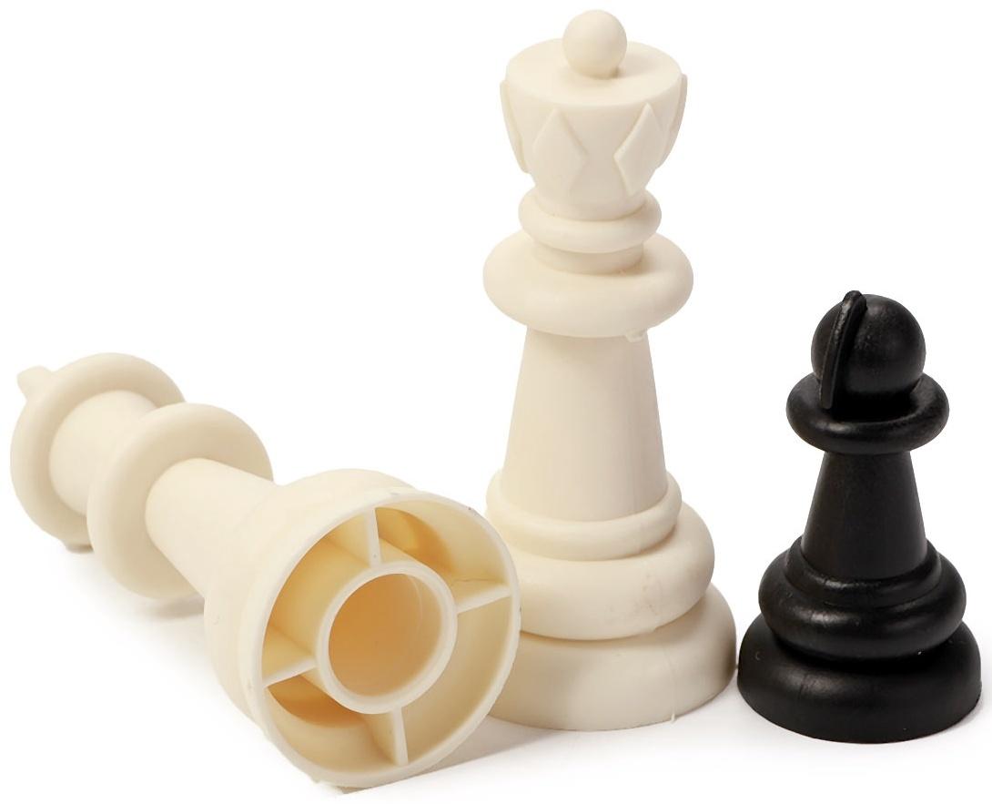 Шахматы 31 х 31 см, король h-5.8 см, d-2.3 см, доска и фигуры пластик
