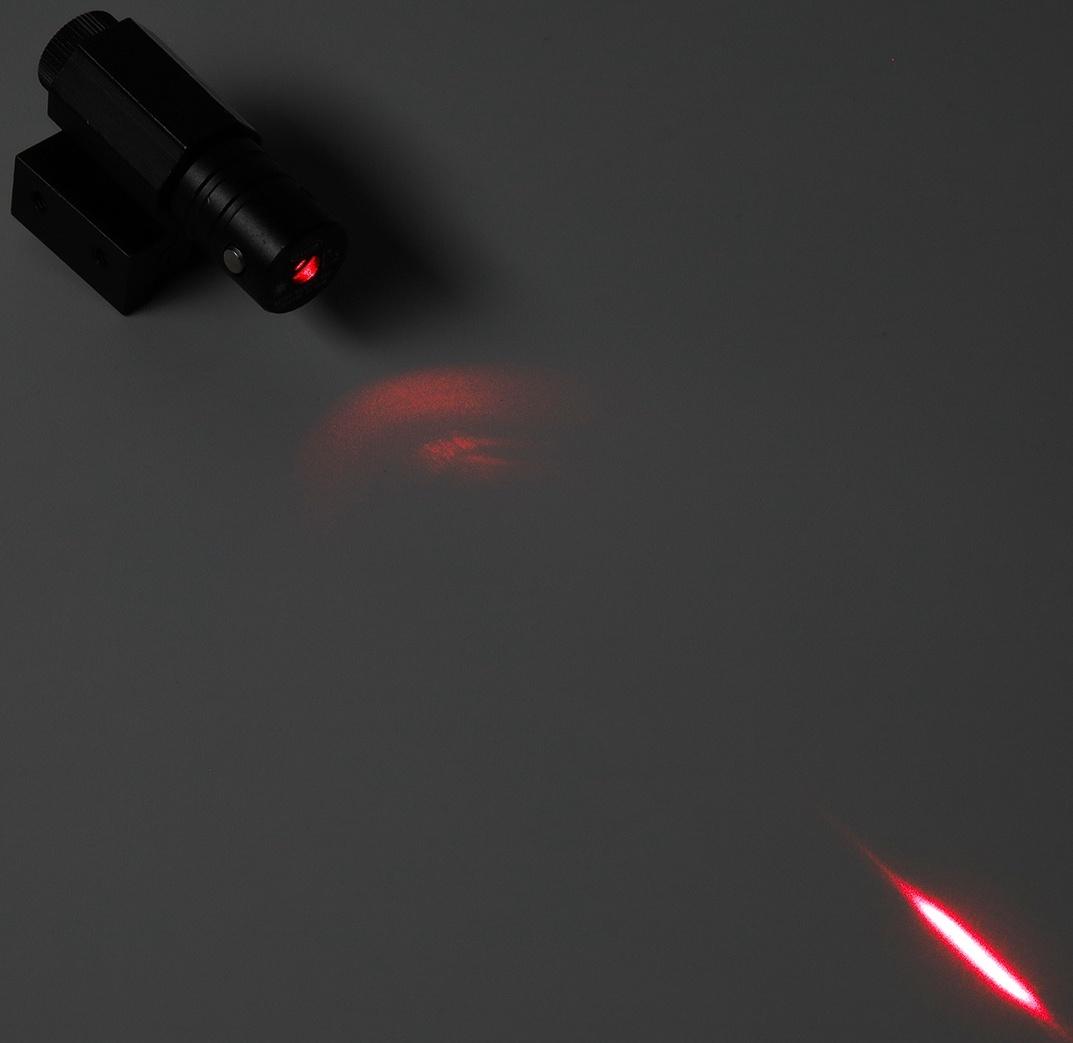 Лазерный прицел, целеуказательный, дальность 50-100 м