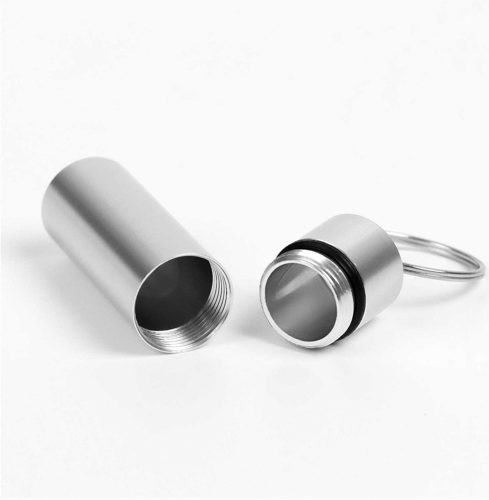 Водонепроницаемый брелок-контейнер для мелочей, серебристый, 6 см