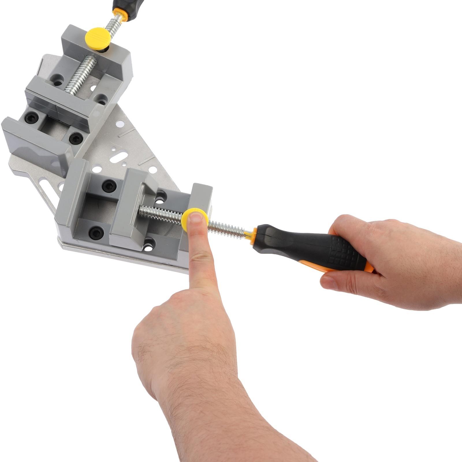 Струбцина угловая усиленная ТУНДРА, металлическая, два зажима 90 и 180°, 2К рукоятка, 70 мм