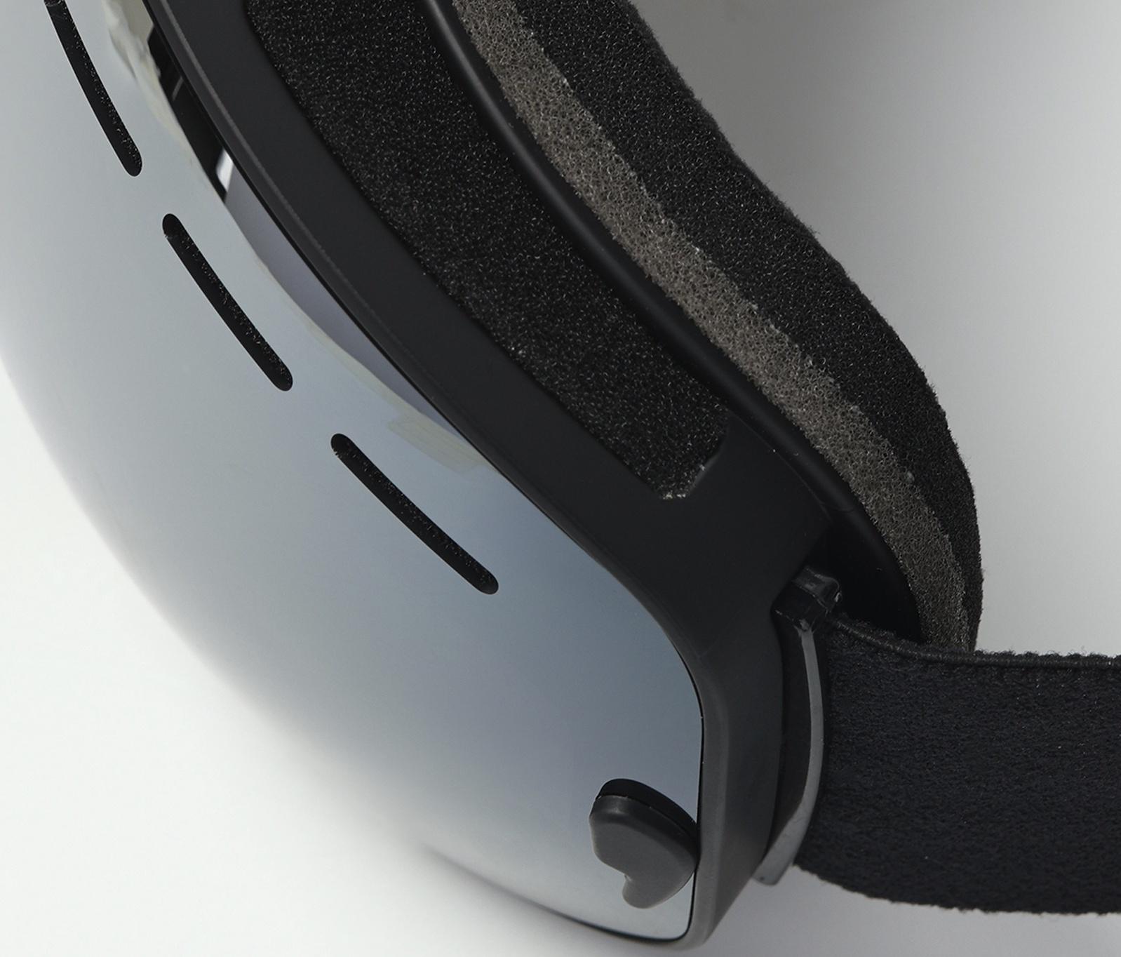 Очки спортивные, сноубордические, маска горнолыжная 19.7 × 17.3 × 9.6 см, переносица 2.4 см