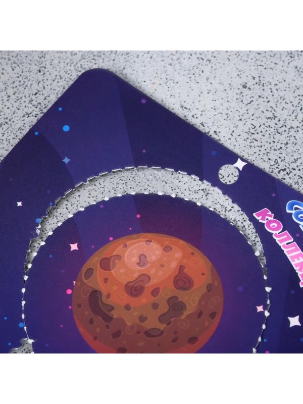 Брошь деревянная «Космос» Меркурий, коричневая