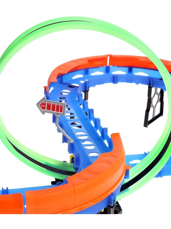 Автотрек «Стремительный мир», радиоуправление, 2 машинки, мёртвая петля, свет