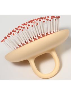 Расчёска массажная, компактная, 8×6.5 см, бежевая