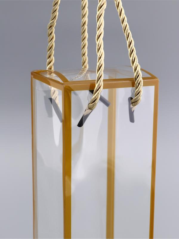 Коробка из PET с ручками, золотая, 7×7×21 см