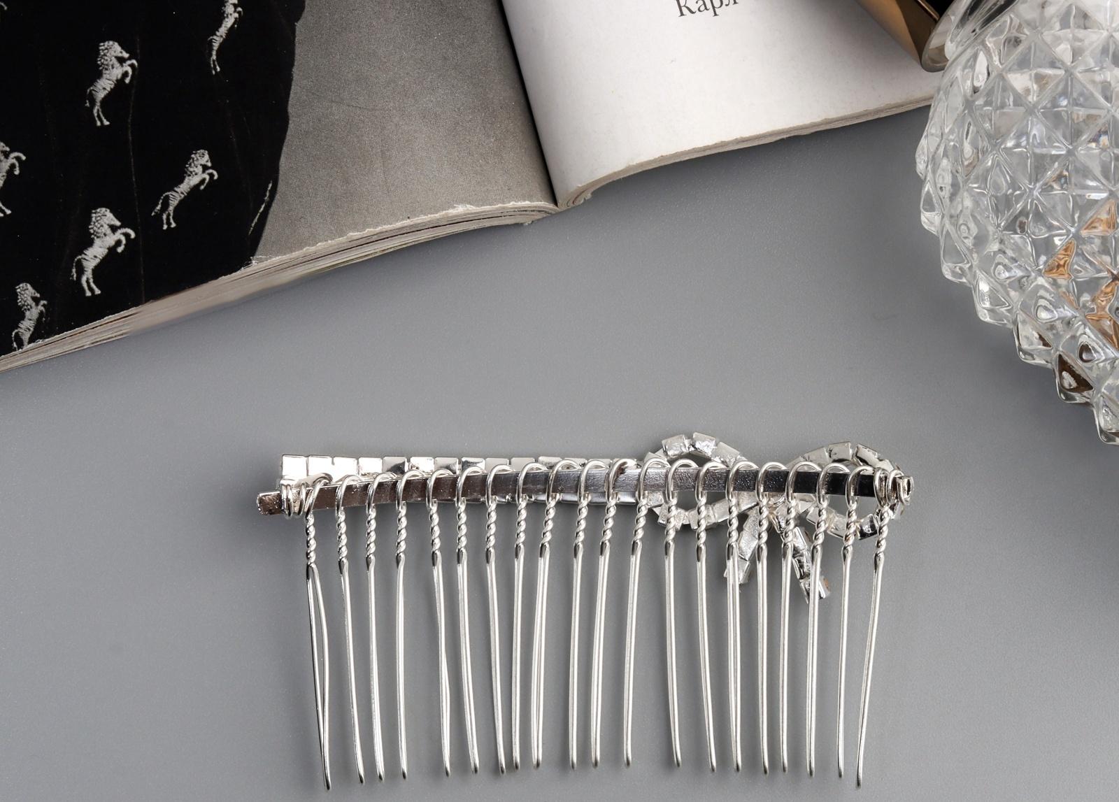 Гребень для волос QF «Медея», бант мини, 7×3.5 см, серебро