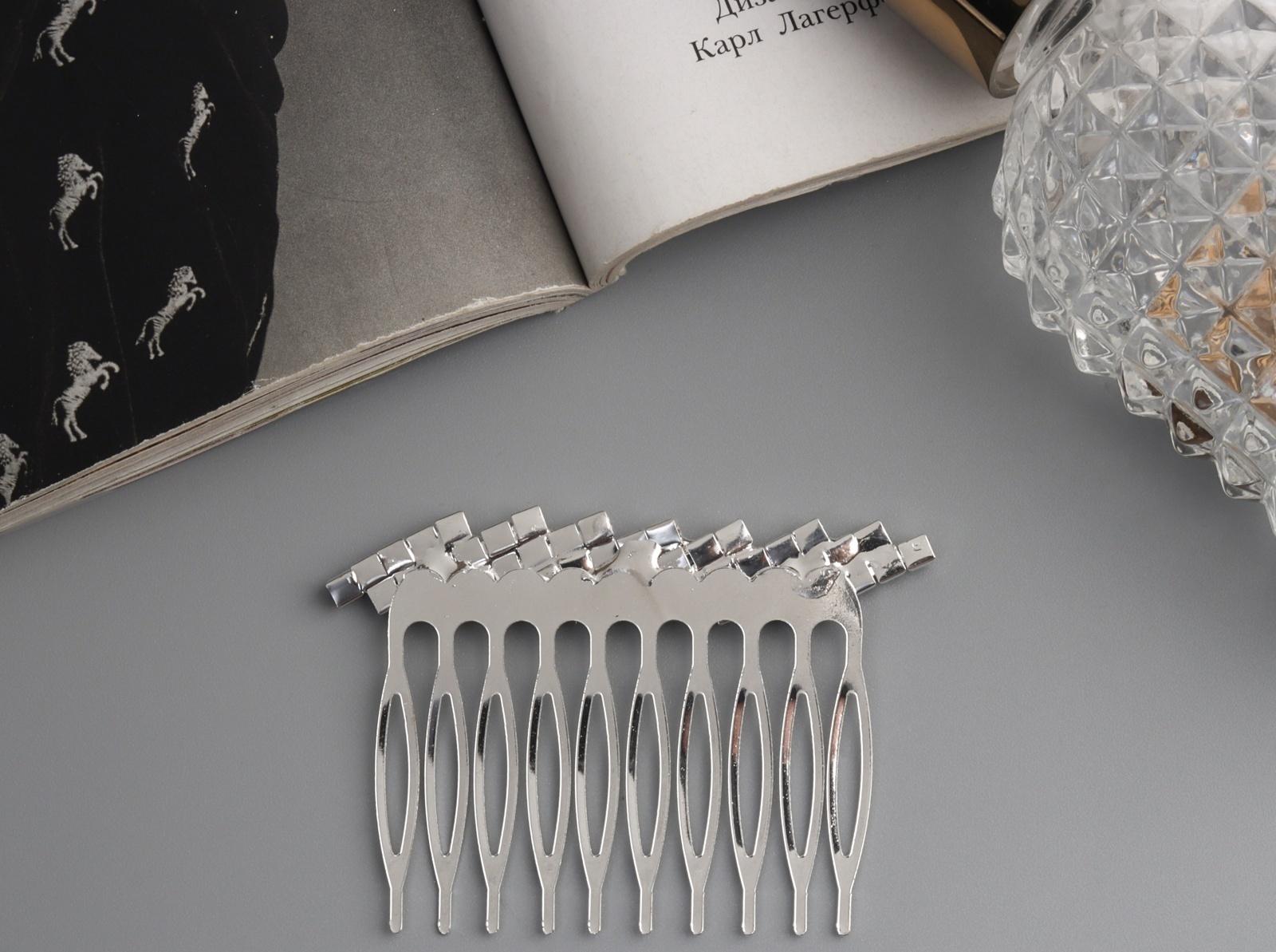 Гребень для волос QF «Медея», полосы диагональ, 6×4.5 см, серебро