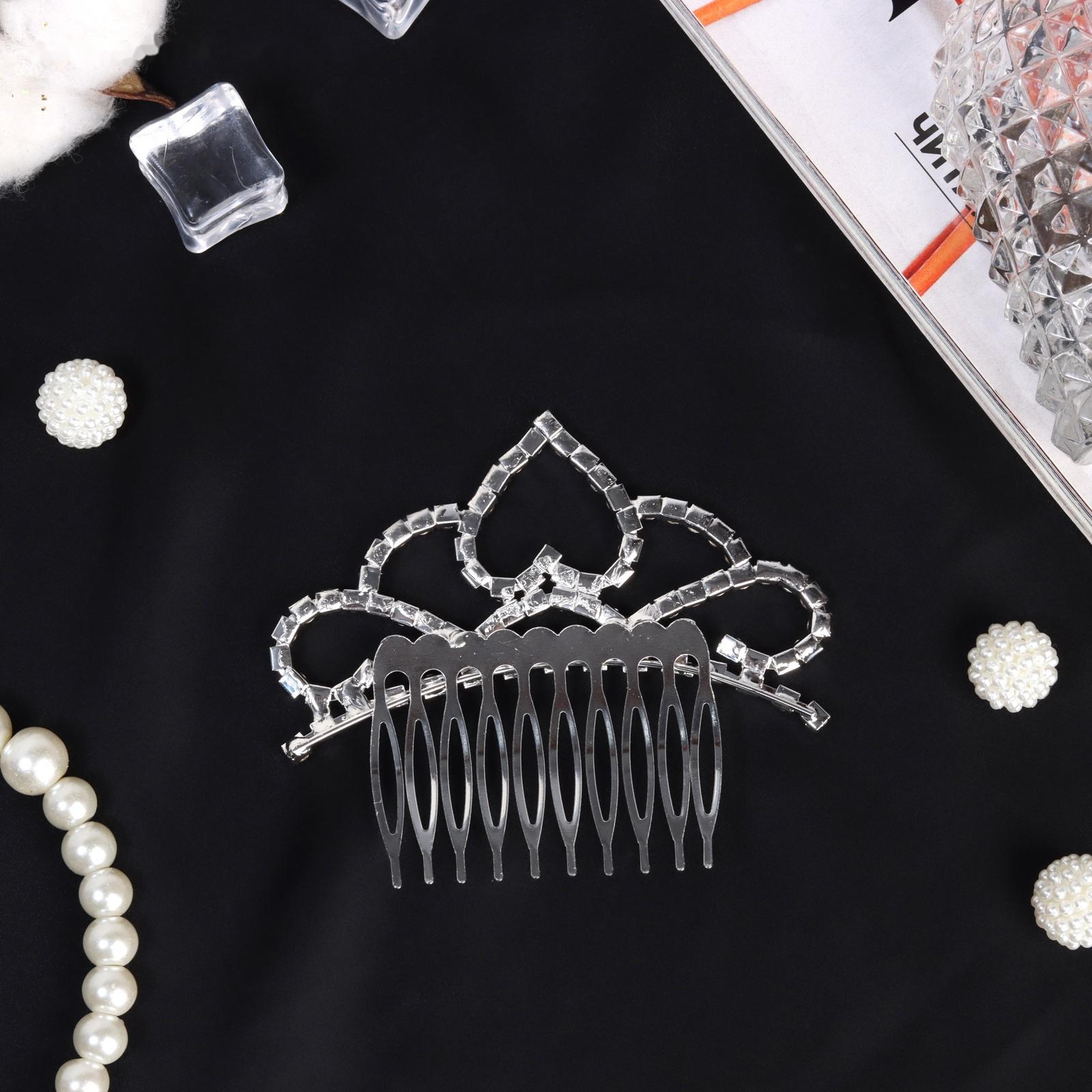 Диадема для волос QF «Медея», сердце грация, 8.5×7 см, серебро