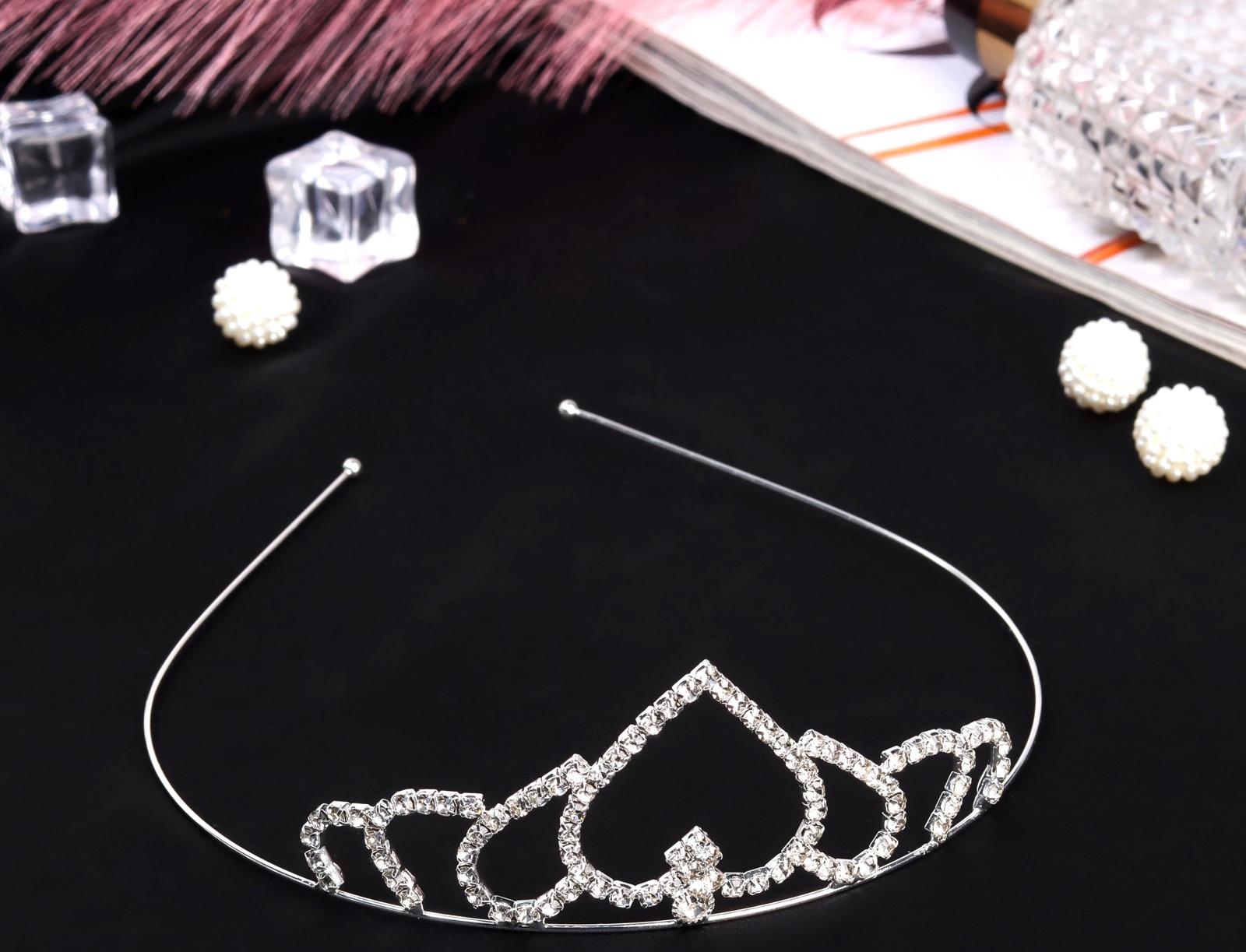 Диадема для волос «Сильва» сердце, 9×3.5 см, серебро