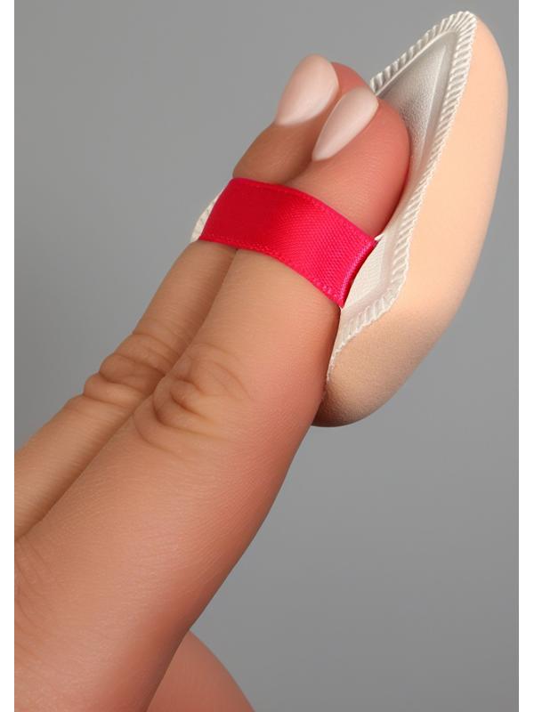 Спонж для макияжа, с держателем, d=5 см, в футляре, треугольный, бежевый