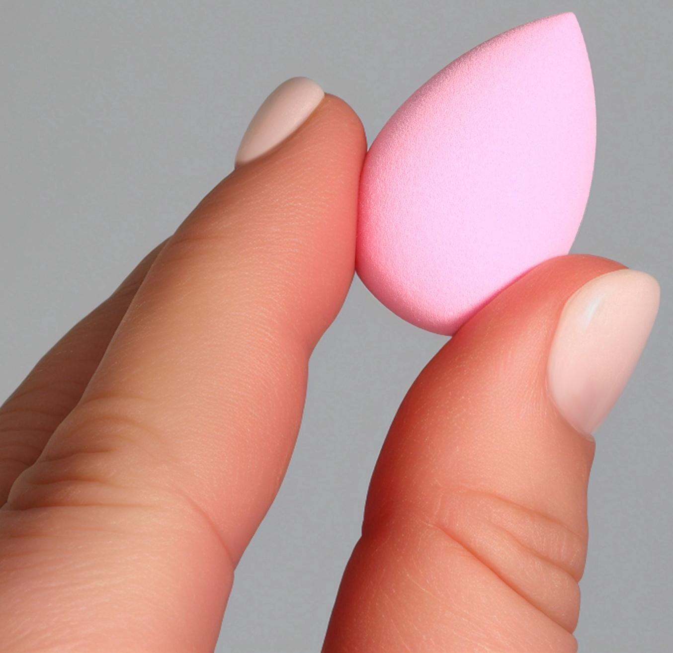 Спонжи для макияжа, в футляре, набор - 7 шт., МИКС